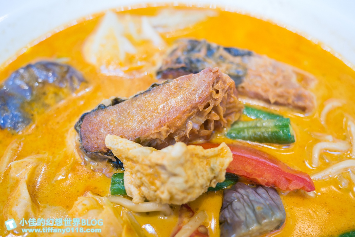 [台中美食]熱浪島南洋蔬食茶堂/戶外沙坑遊戲區/台中親子餐廳推薦/台中素食餐廳