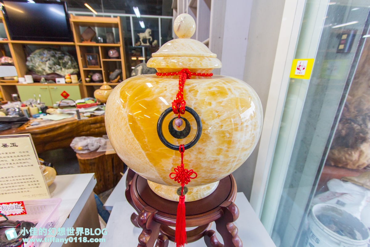 [花蓮親子景點]鍾華玉石藝術工坊/親子玉石DIY體驗推薦/安全又好玩還有獨一無二的玉石紀念品