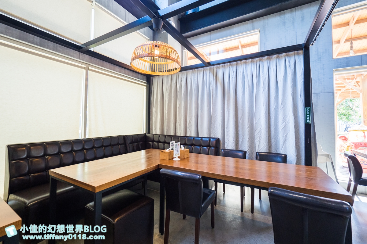 [台中美食]熱浪島南洋蔬食茶堂/戶外沙坑遊戲區/台中親子餐廳推薦/台中素食餐廳