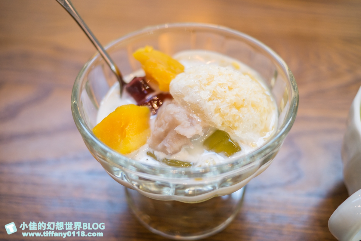 [台中美食]熱浪島南洋蔬食茶堂/戶外沙坑遊戲區/台中親子餐廳推薦/台中素食餐廳