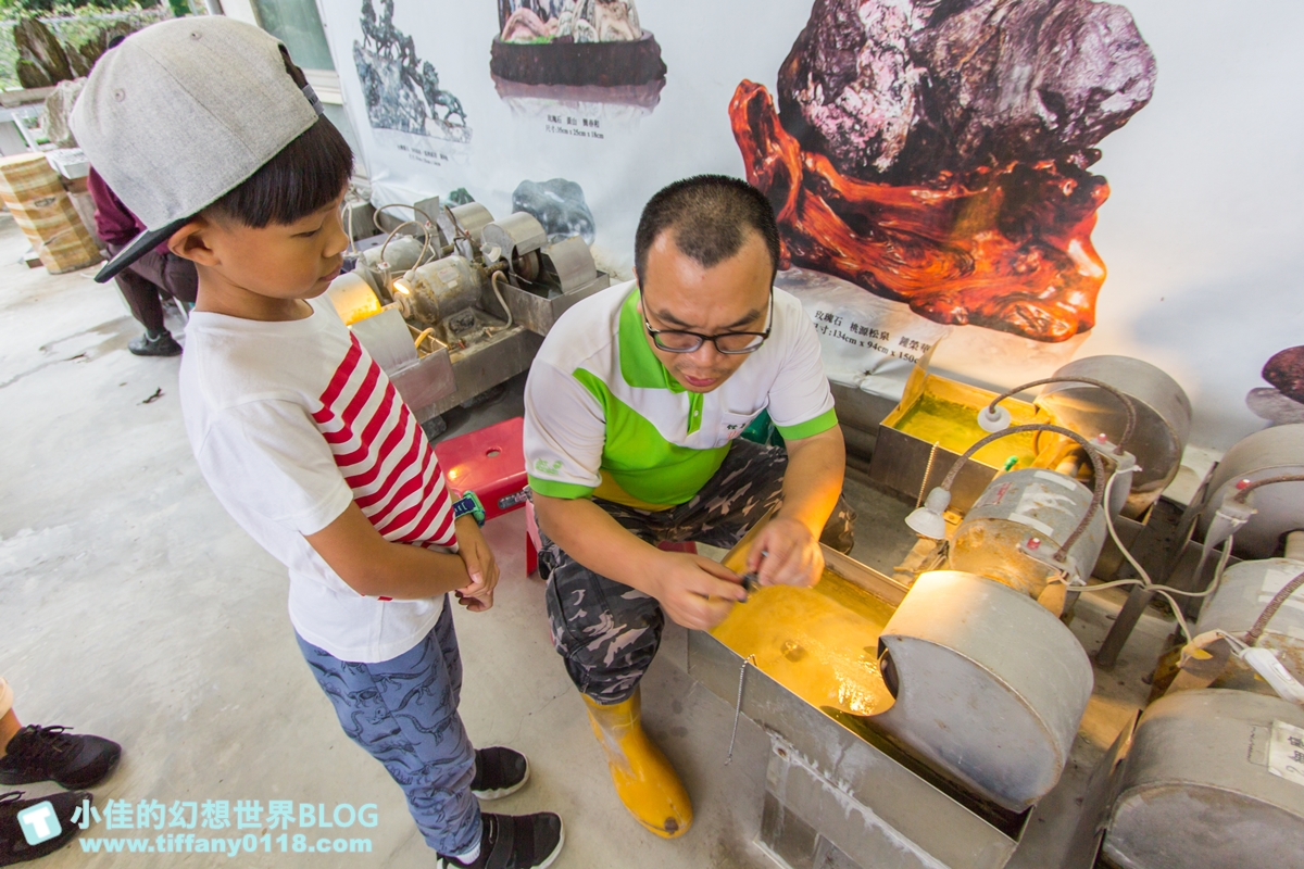 [花蓮親子景點]鍾華玉石藝術工坊/親子玉石DIY體驗推薦/安全又好玩還有獨一無二的玉石紀念品
