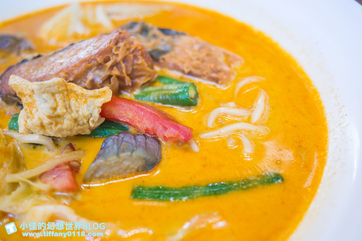 [台中美食]熱浪島南洋蔬食茶堂/戶外沙坑遊戲區/台中親子餐廳推薦/台中素食餐廳