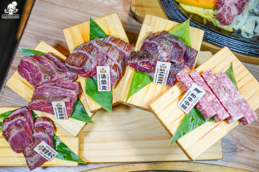 鬥牛士 聚餐 鍋物 炙燒 肉 牛排 吃到飽 和牛 聚會 波士頓龍蝦