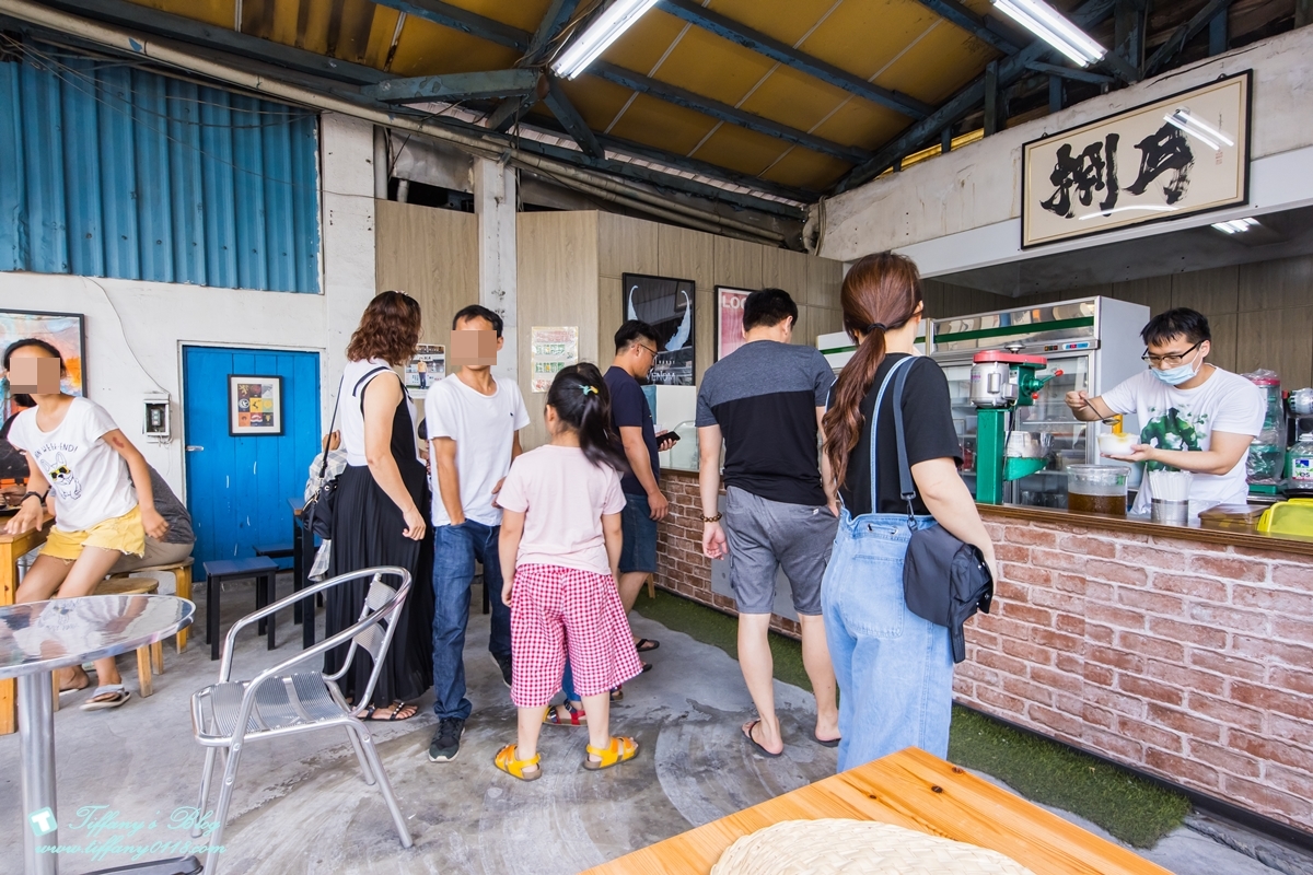 [高雄冰品]捌月甜品專門/必點限量桂花粉粿、桂花四寶冰/手炒桂花蜜別地方吃不到/獲選高雄十大奇冰