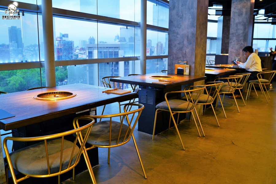 路易奇火力會社 燒肉 高雄燒烤 頂級 和牛 A5和牛 聚餐