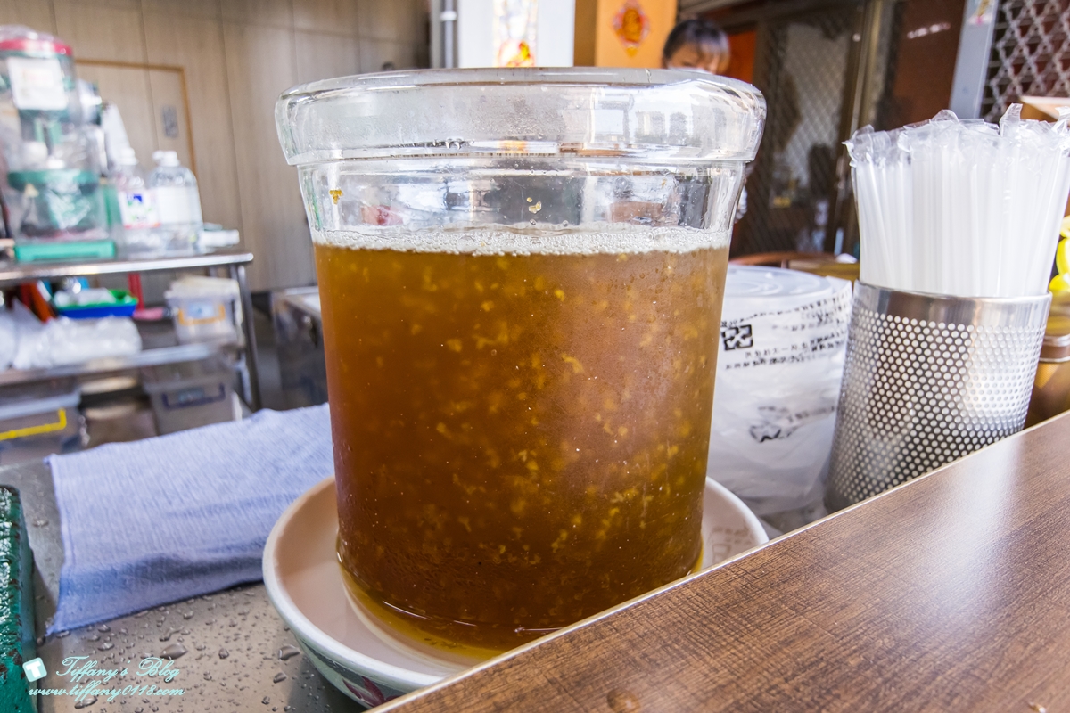 [高雄冰品]捌月甜品專門/必點限量桂花粉粿、桂花四寶冰/手炒桂花蜜別地方吃不到/獲選高雄十大奇冰