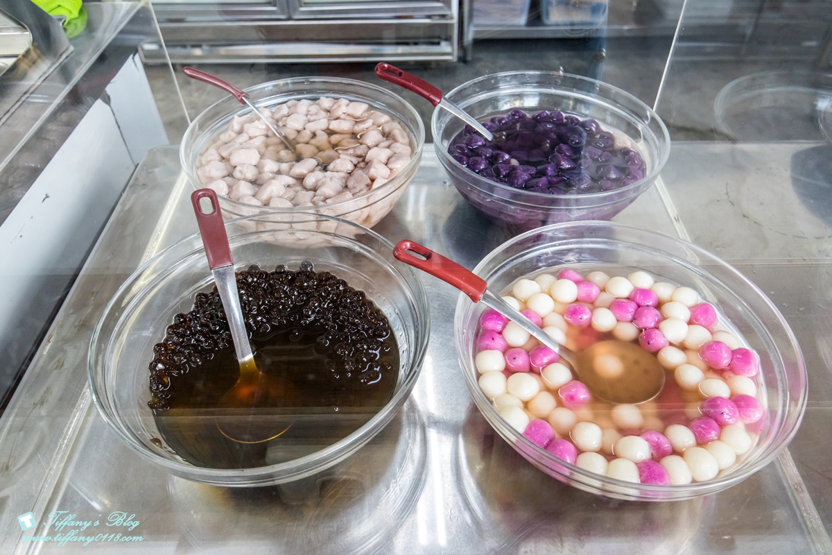 [高雄冰品]捌月甜品專門/必點限量桂花粉粿、桂花四寶冰/手炒桂花蜜別地方吃不到/獲選高雄十大奇冰