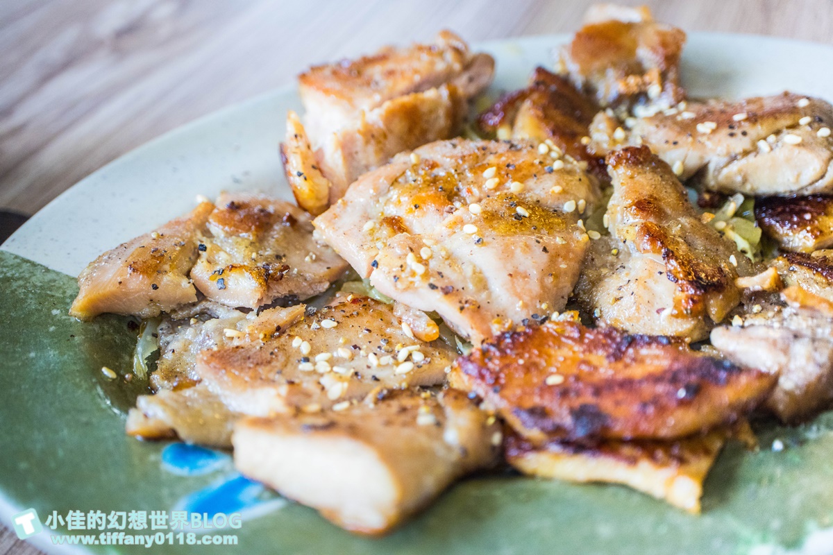 [高雄早午餐]美迪亞漢堡店總店(附菜單)/號稱高雄最好吃的鍋燒麵/有酸菜的燒肉土司也很推薦