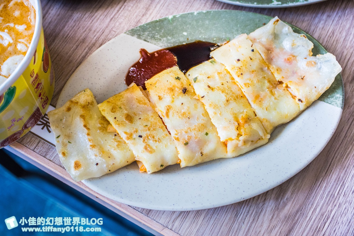 [高雄早午餐]美迪亞漢堡店總店(附菜單)/號稱高雄最好吃的鍋燒麵/有酸菜的燒肉土司也很推薦