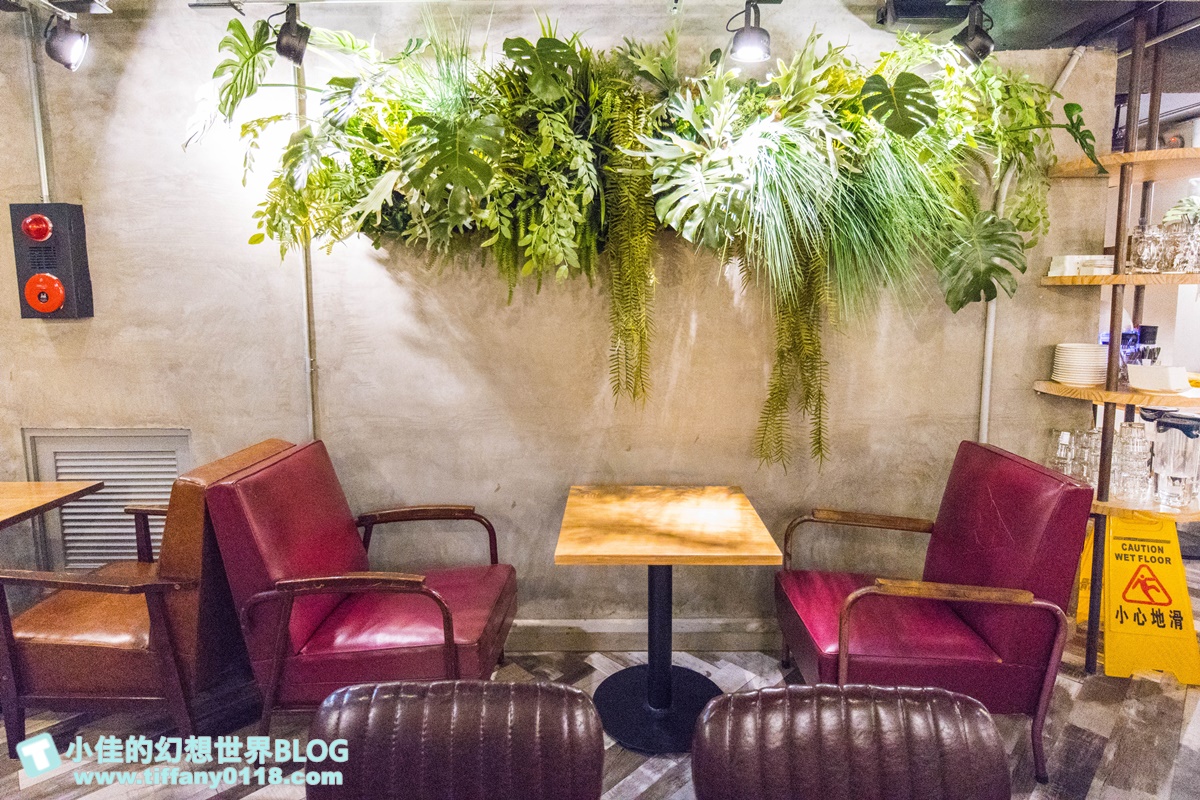 [南京復興站美食]舒曼六號餐館南京店(附菜單)/超強德國豬腳沒預約吃不到/台北早午餐推薦/網美餐廳推薦