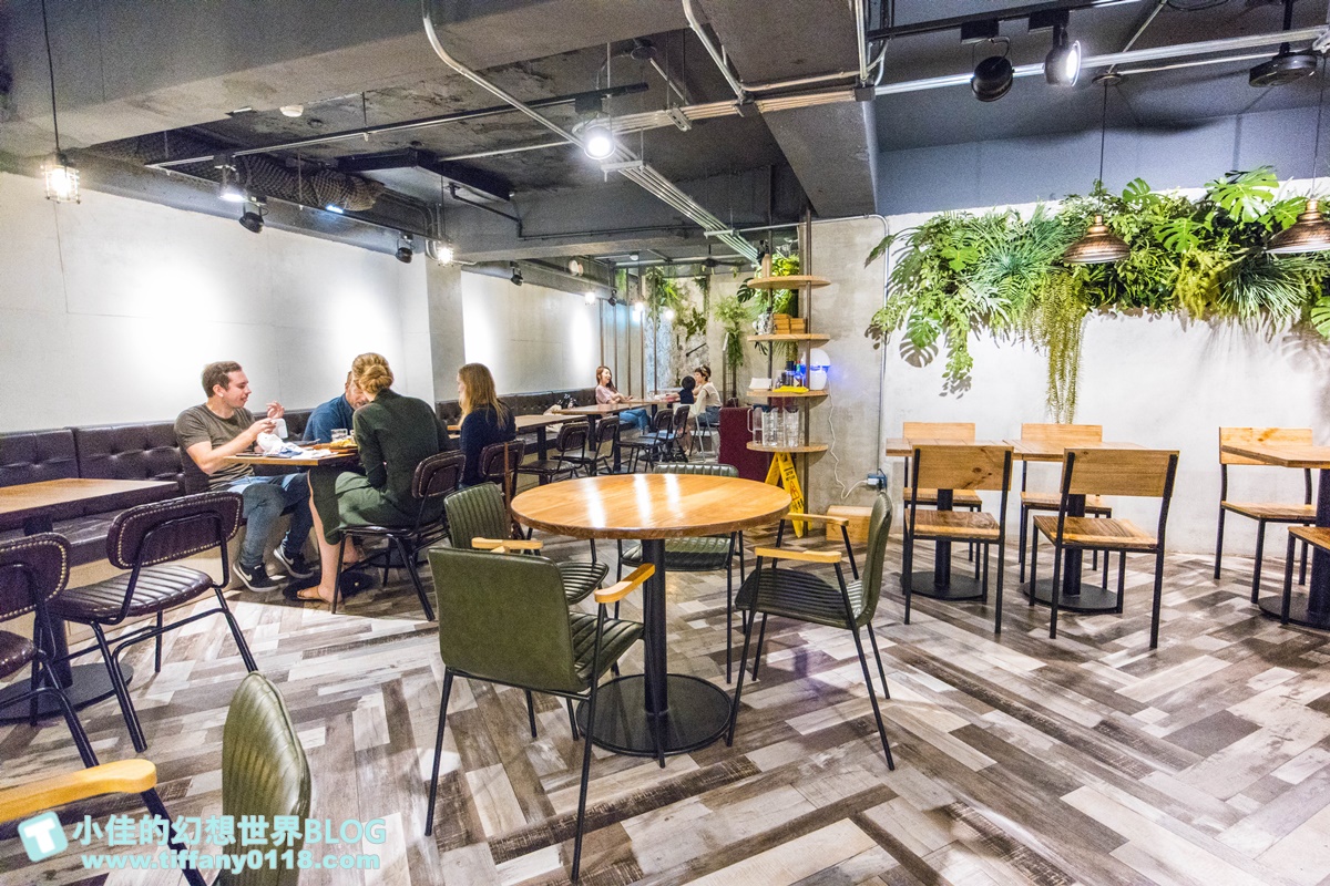 [南京復興站美食]舒曼六號餐館南京店(附菜單)/超強德國豬腳沒預約吃不到/台北早午餐推薦/網美餐廳推薦