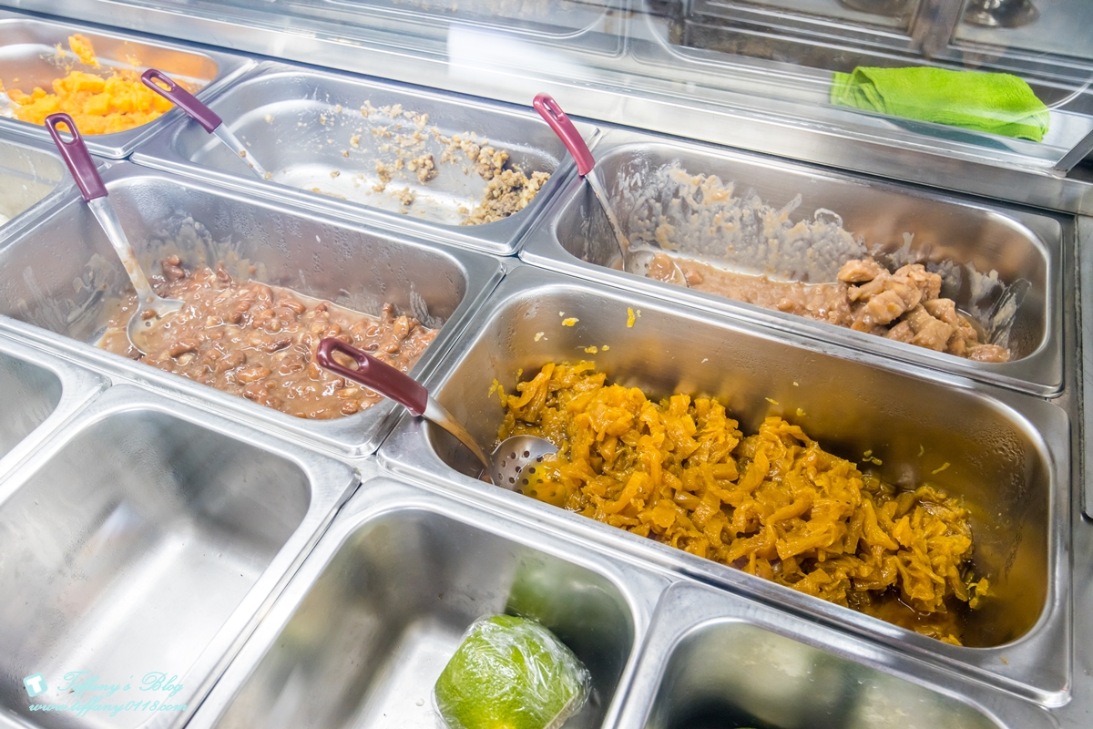 [高雄冰品]捌月甜品專門/必點限量桂花粉粿、桂花四寶冰/手炒桂花蜜別地方吃不到/獲選高雄十大奇冰