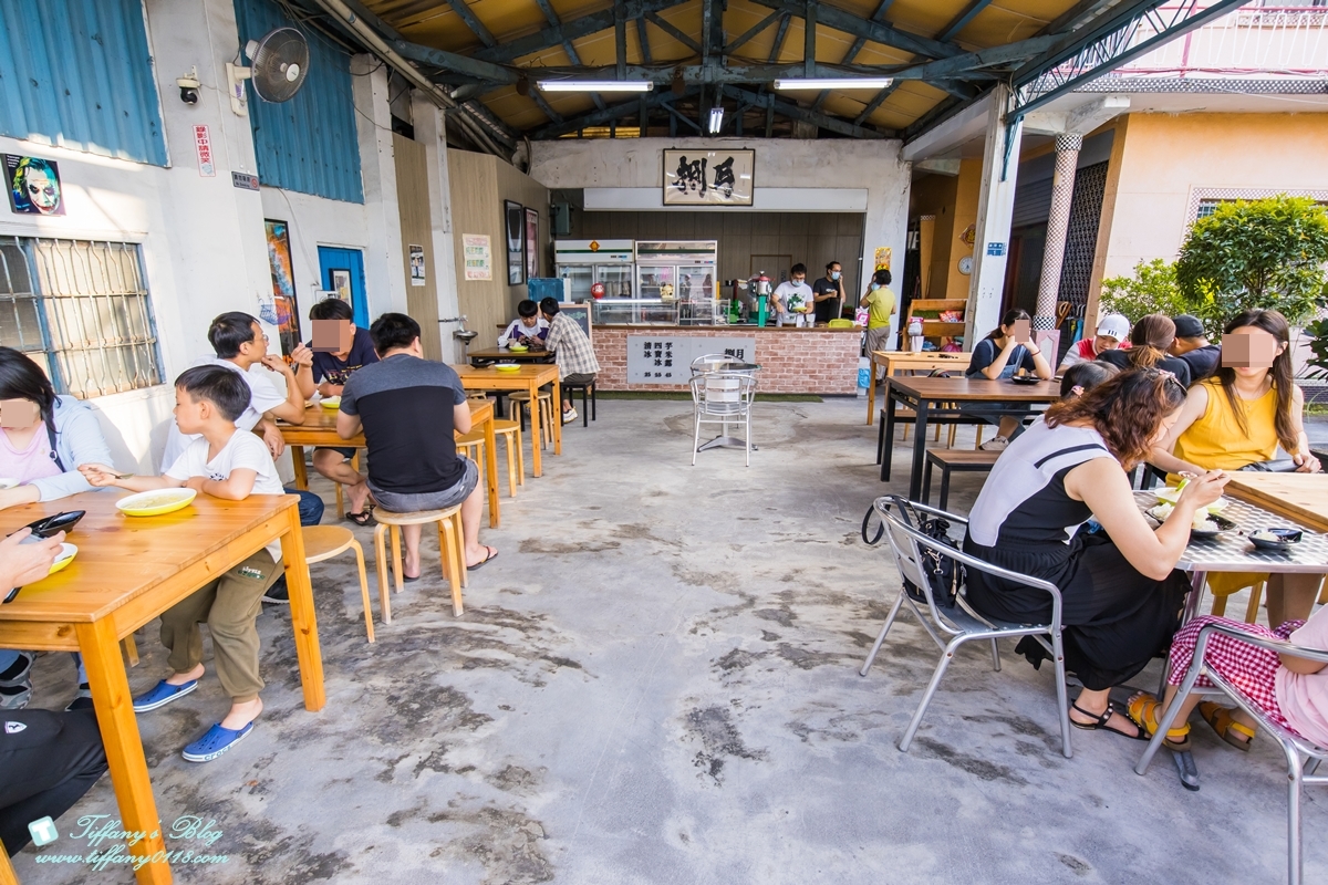 [高雄冰品]捌月甜品專門/必點限量桂花粉粿、桂花四寶冰/手炒桂花蜜別地方吃不到/獲選高雄十大奇冰