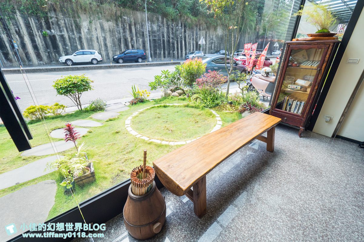 [台中美食]禾雅堂經典乳酪蛋糕/台中伴手禮推薦/重乳酪蛋糕超好吃