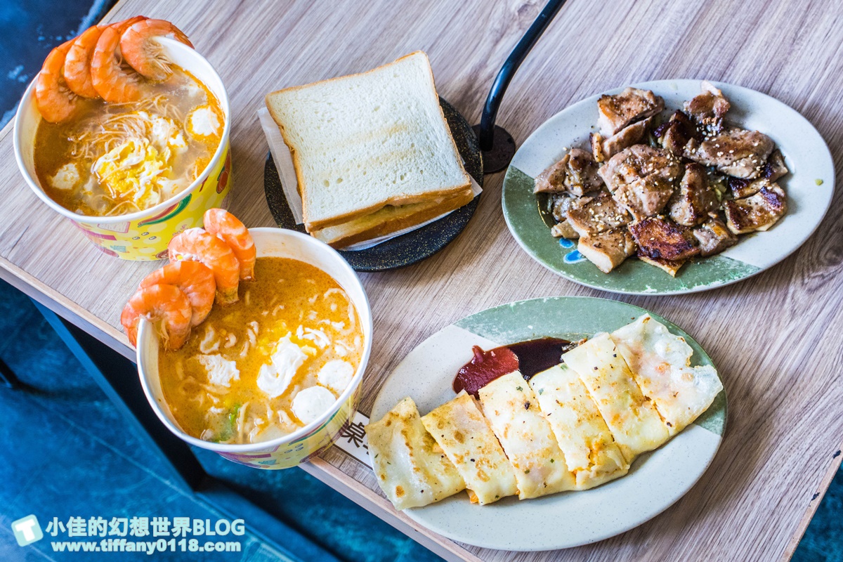 [高雄早午餐]美迪亞漢堡店總店(附菜單)/號稱高雄最好吃的鍋燒麵/有酸菜的燒肉土司也很推薦