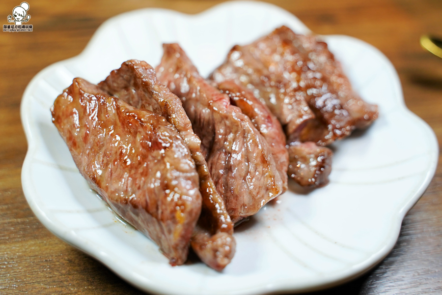 路易奇火力會社 燒肉 高雄燒烤 頂級 和牛 A5和牛 聚餐