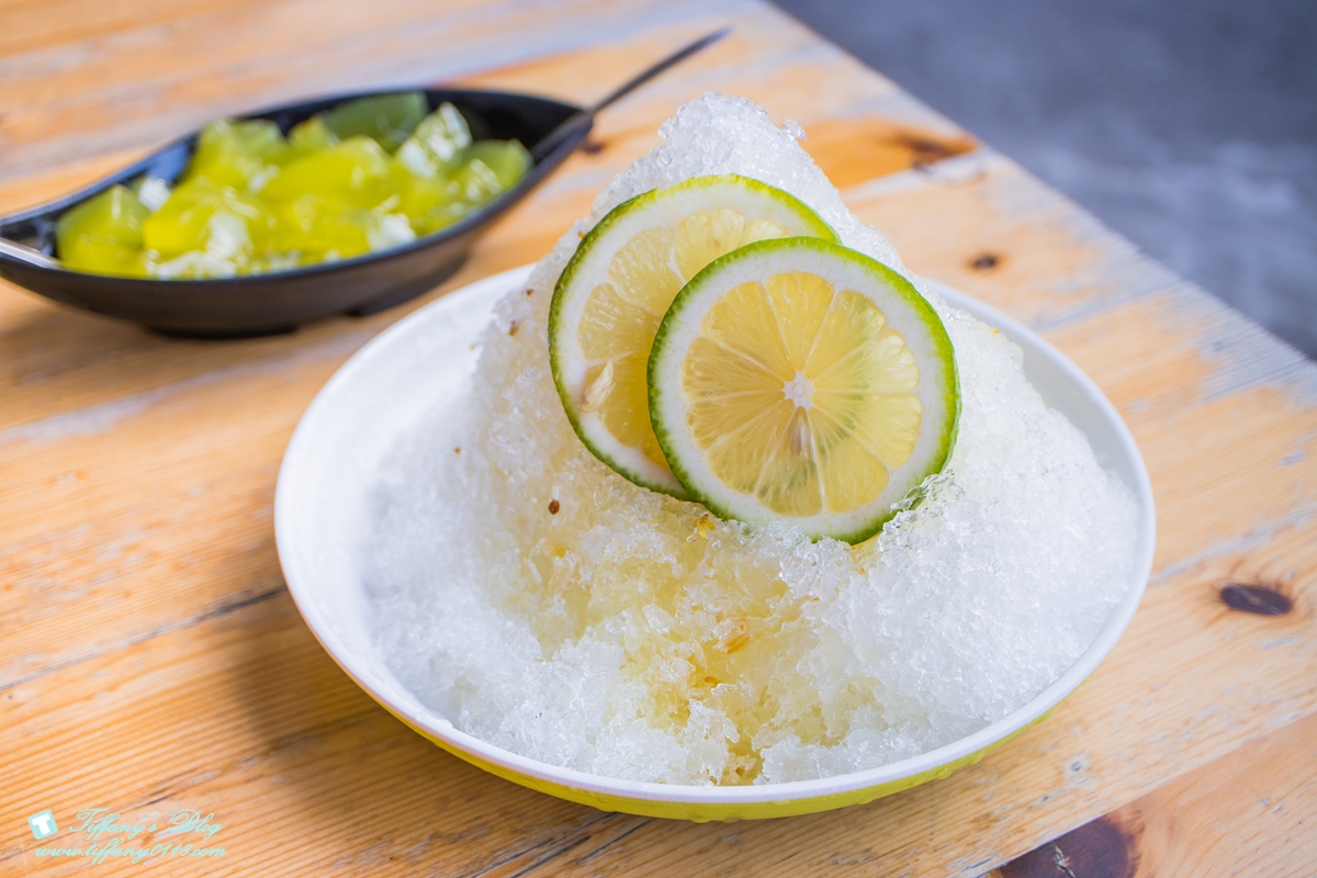 [高雄冰品]捌月甜品專門/必點限量桂花粉粿、桂花四寶冰/手炒桂花蜜別地方吃不到/獲選高雄十大奇冰