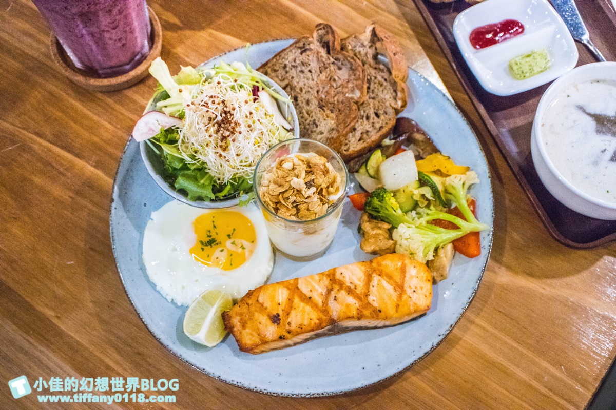 [南京復興站美食]舒曼六號餐館南京店(附菜單)/超強德國豬腳沒預約吃不到/台北早午餐推薦/網美餐廳推薦