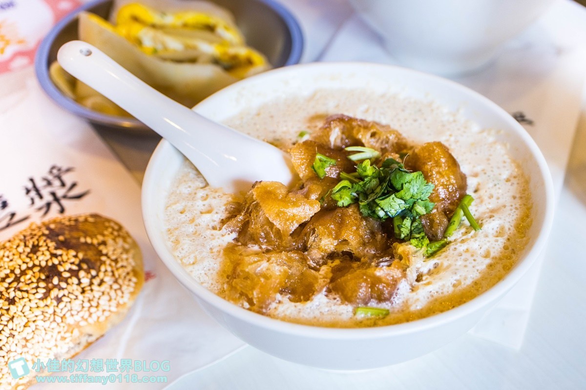 阜杭豆漿必點品項/省時輕鬆排隊秘訣/米其林推薦觀光客最愛台北早餐推薦(附菜單價位)