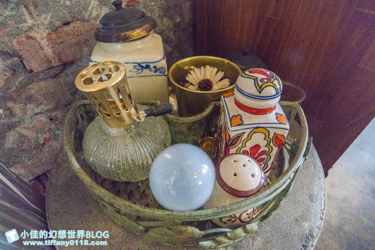 [高雄美食]亨寶咖啡早午餐/懷舊復古風格裝潢好拍又好吃/超豐盛高雄早午餐推薦(附完整菜單)