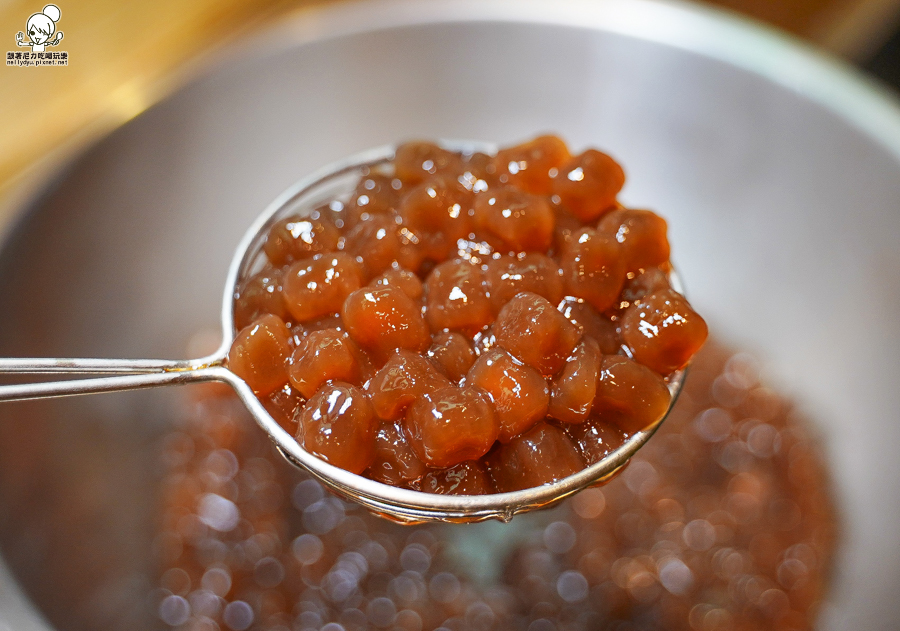 藕家　蓮藕　珍珠　蓮藕珍珠　第一家　獨家　手工　古法　鹽埕　奶茶　必喝　高雄美食