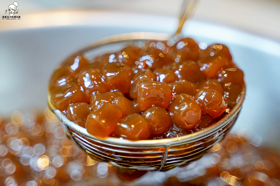 藕家　蓮藕　珍珠　蓮藕珍珠　第一家　獨家　手工　古法　鹽埕　奶茶　必喝　高雄美食