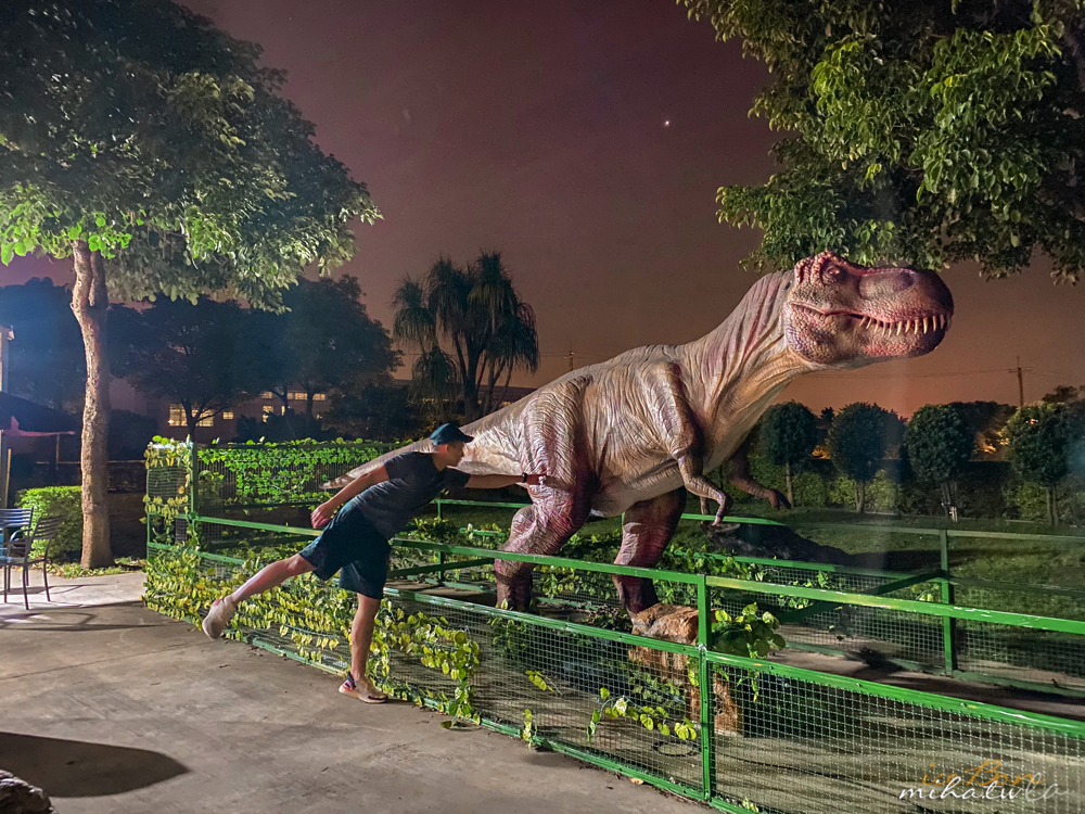 恐龍,恐龍711,桃園景點,青埔景點,侏羅紀世界,7-11祥綸門市