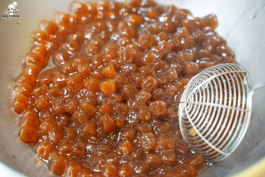 藕家　蓮藕　珍珠　蓮藕珍珠　第一家　獨家　手工　古法　鹽埕　奶茶　必喝　高雄美食