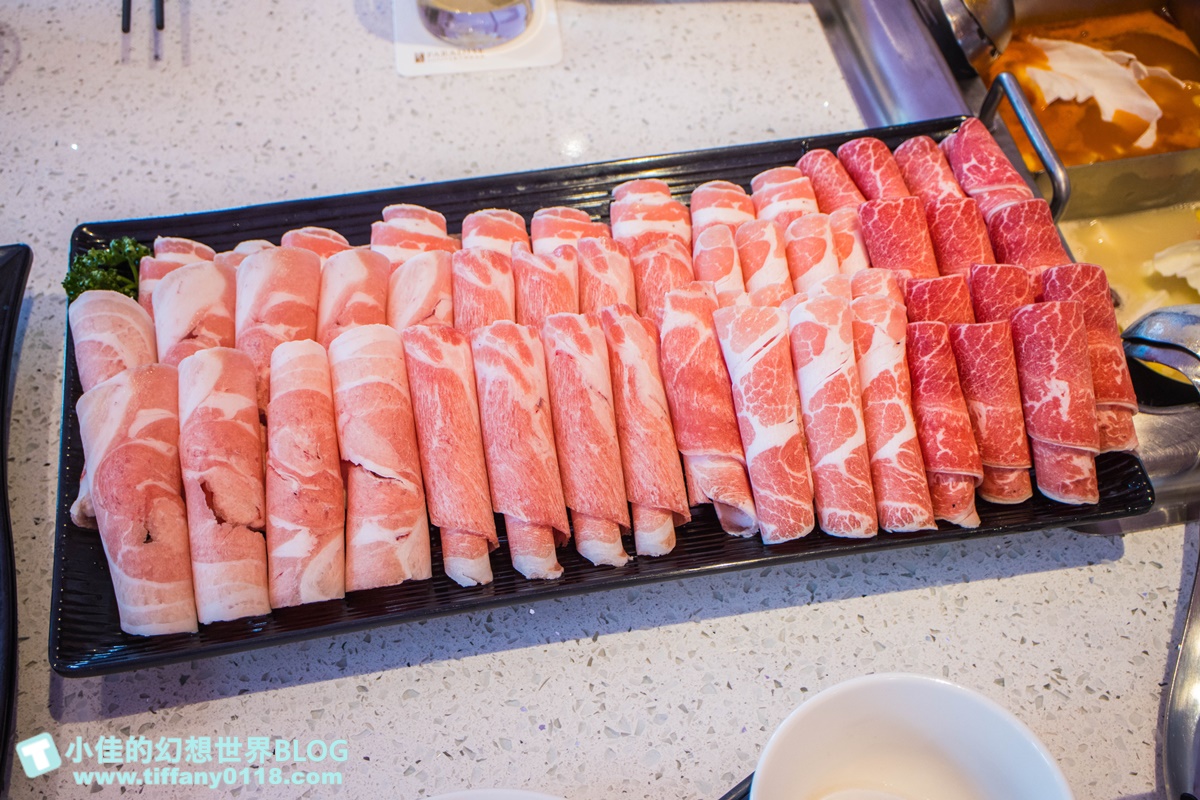 [台北火鍋]美滋鍋(完整菜單+線上訂位)/越晚吃越便宜/營業到凌晨六點/粉色系網美火鍋店