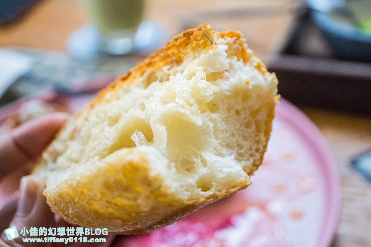 [高雄美食]亨寶咖啡早午餐/懷舊復古風格裝潢好拍又好吃/超豐盛高雄早午餐推薦(附完整菜單)