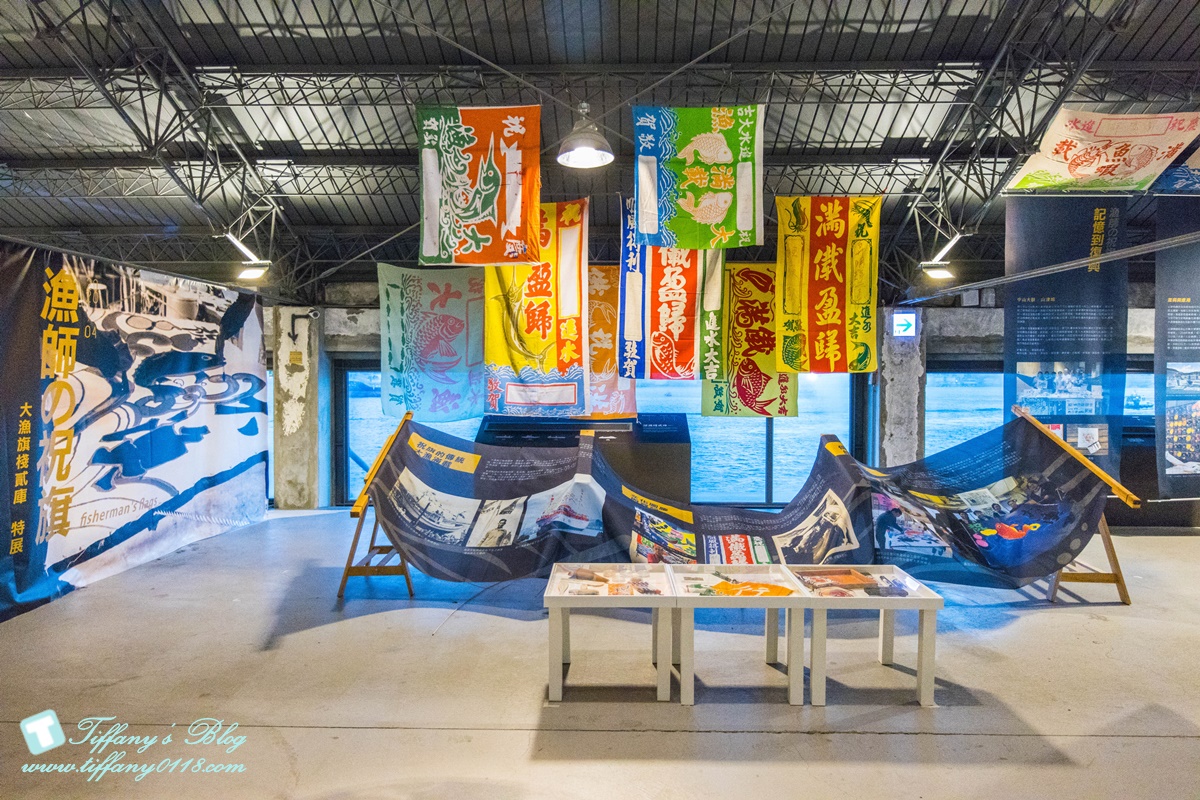 [高雄景點]棧貳庫KW2/白色旋轉木馬IG打卡點/文青約會親子出遊推薦/美食餐廳文創商品應有盡有