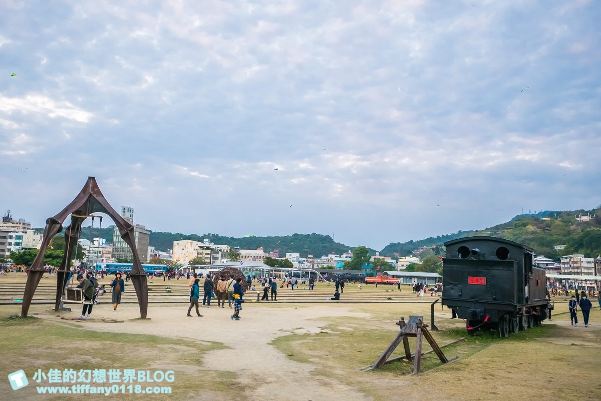 [高雄親子景點]駁二小火車/哈瑪星台灣鐵道館(哈瑪星駁二線)/駁二藝術特區必搭小火車/適合親子一起坐
