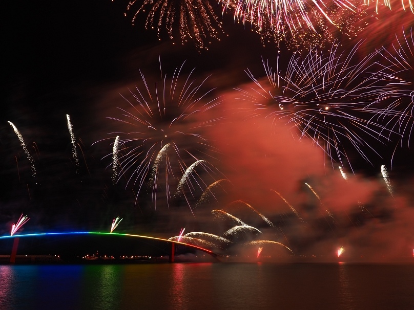 20_nEO_IMG.jpg 20_nEO_IMG.jpg