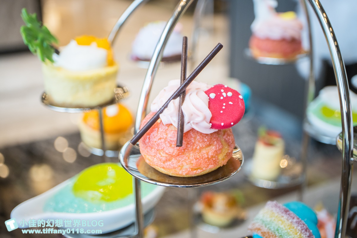 [台北下午茶]台北南港六福萬怡大廳酒吧/超值夢幻跟著雲朵去旅行鳥籠下午茶/好吃好拍的雙人下午茶推薦