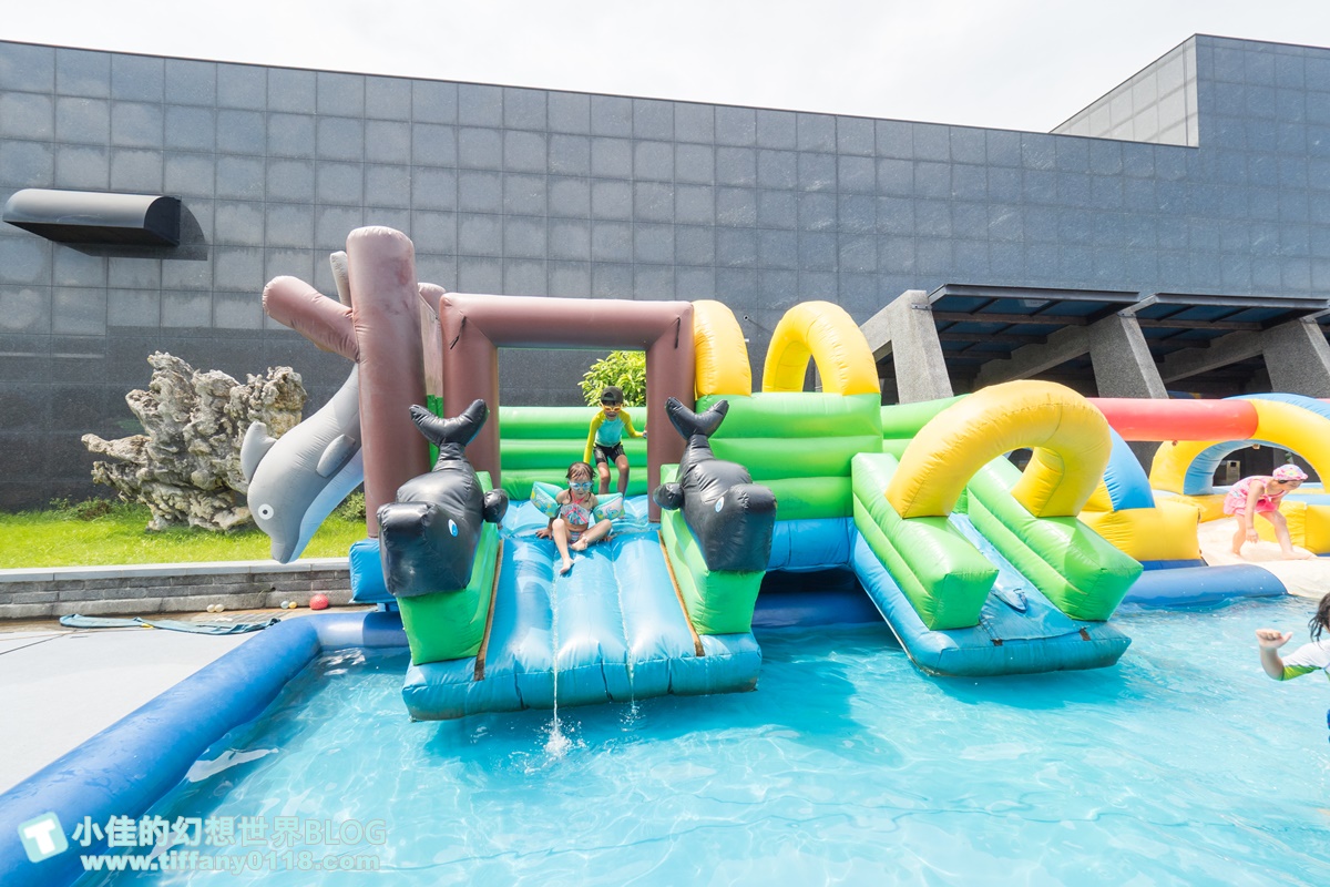 2020宜蘭綺麗童玩派對/一票玩到底/戶外氣墊水上設施+綺麗寶石博物館+蝴蝶藝術館+馬賽克DIY任妳玩超划算