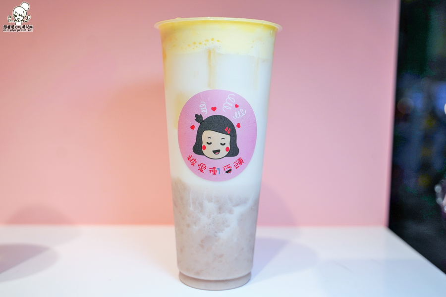 被愛衝昏頭 焦糖布蕾 紅心芭樂 高雄飲品 手搖飲料 創新 網美