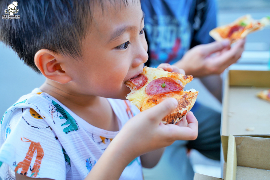 墾丁美食 親子 披薩 手工 窯烤 超人氣 排隊 恆春 旅遊 必吃