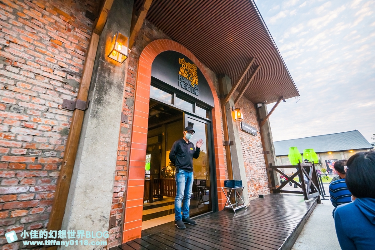 [高雄親子景點]駁二小火車/哈瑪星台灣鐵道館(哈瑪星駁二線)/駁二藝術特區必搭小火車/適合親子一起坐