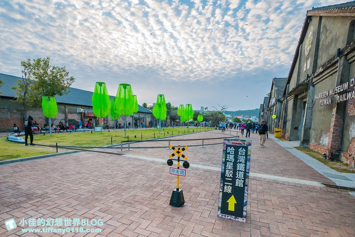 [高雄親子景點]駁二小火車/哈瑪星台灣鐵道館(哈瑪星駁二線)/駁二藝術特區必搭小火車/適合親子一起坐