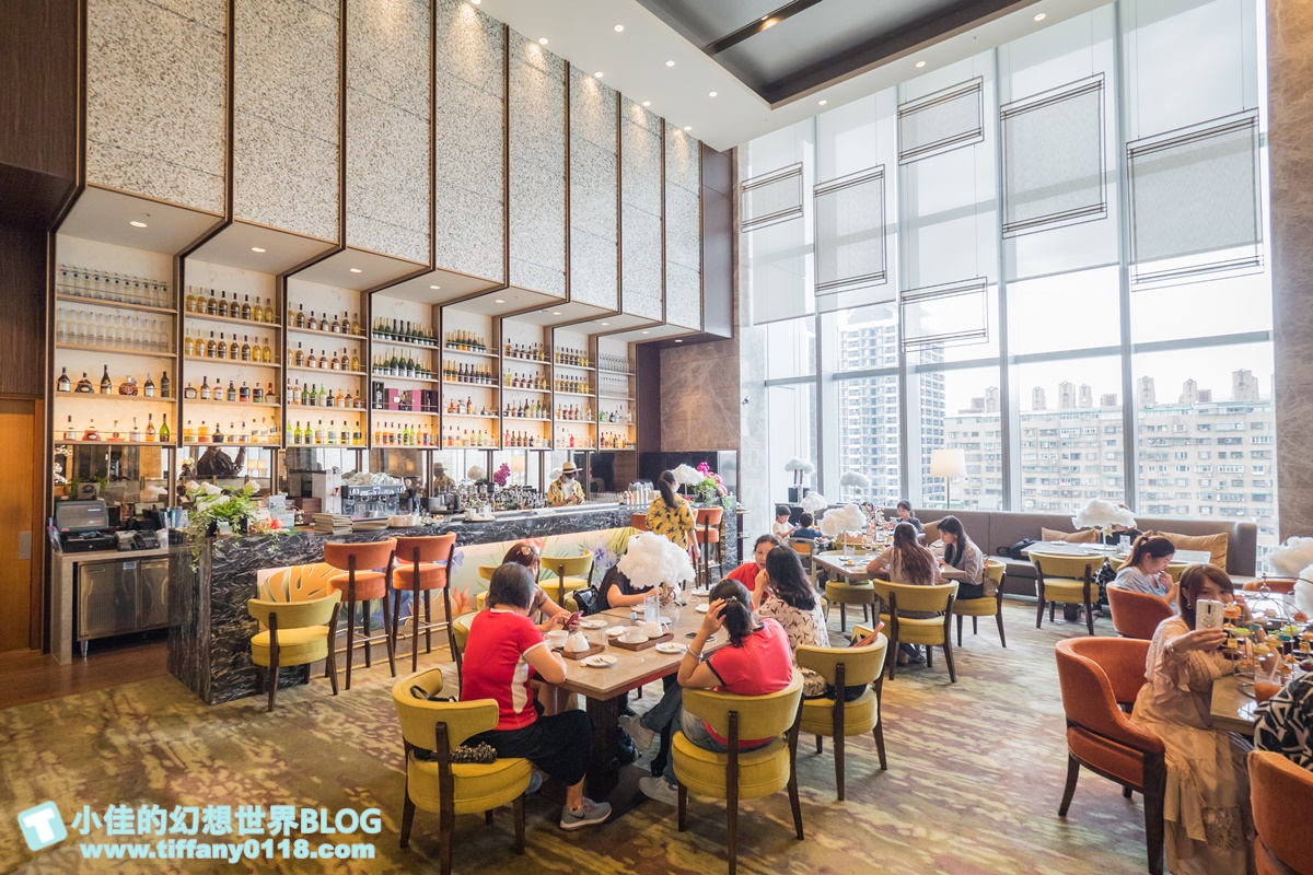 [台北下午茶]台北南港六福萬怡大廳酒吧/超值夢幻跟著雲朵去旅行鳥籠下午茶/好吃好拍的雙人下午茶推薦