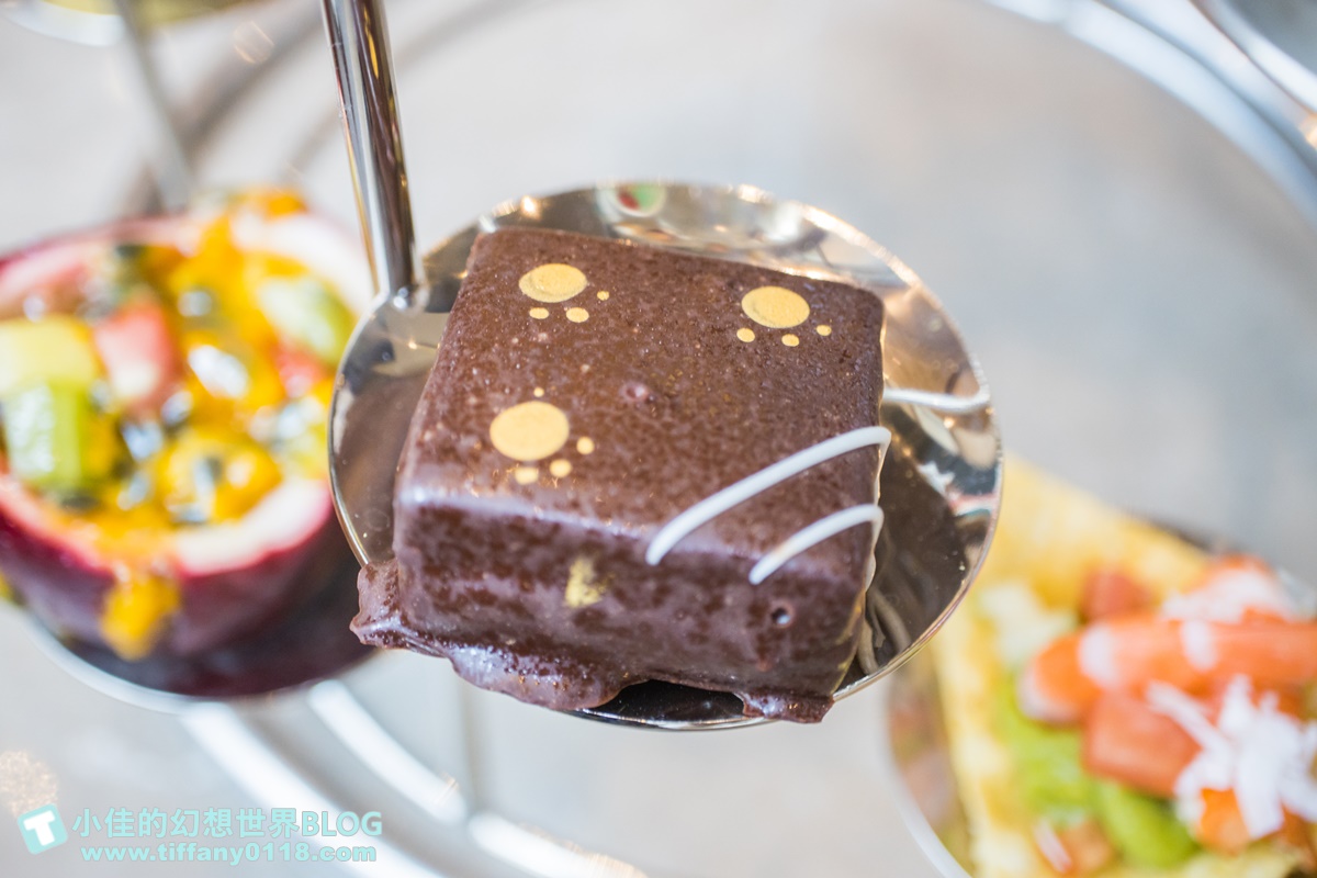 [台北下午茶]台北南港六福萬怡大廳酒吧/超值夢幻跟著雲朵去旅行鳥籠下午茶/好吃好拍的雙人下午茶推薦