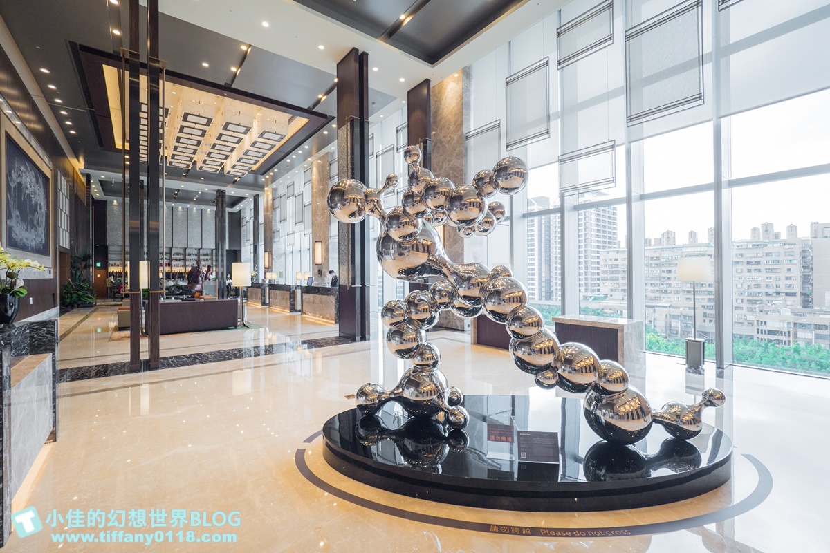 [台北下午茶]台北南港六福萬怡大廳酒吧/超值夢幻跟著雲朵去旅行鳥籠下午茶/好吃好拍的雙人下午茶推薦