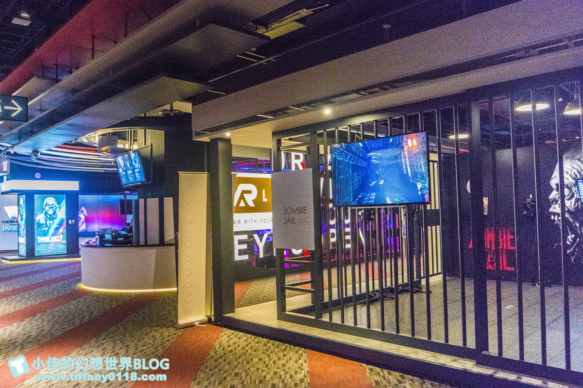 [花蓮景點]新天堂樂園各樓層介紹/全世界室內最長雙螺旋溜滑梯+全球最大貨櫃星巴克