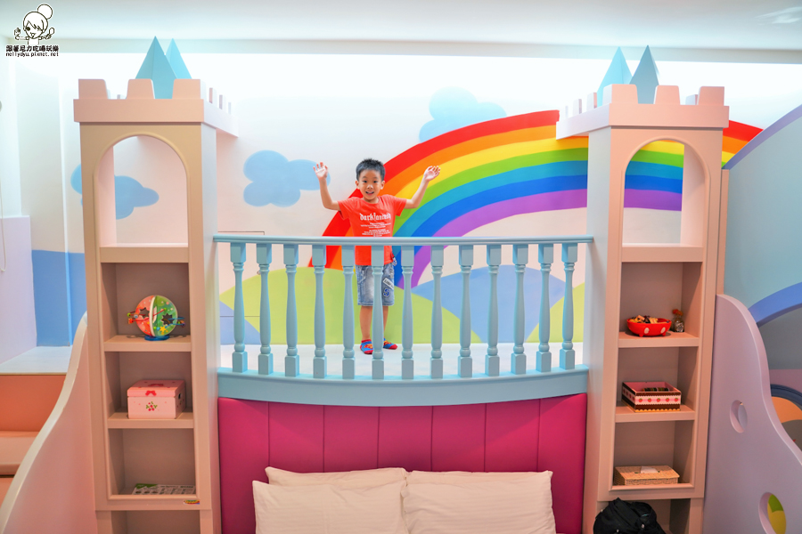 高雄旅遊 高雄住宿 親子民宿 親子住宿 推薦 親子旅遊 溜滑梯 民宿