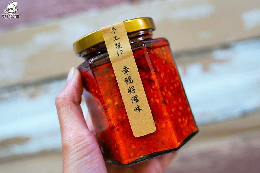 品粵小館 聚餐 聚餐 螃蟹 家庭聚會 捷運 巷弄 合菜 港粵 高雄必吃