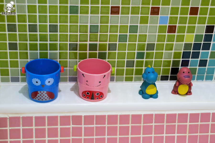 高雄旅遊 高雄住宿 親子民宿 親子住宿 推薦 親子旅遊 溜滑梯 民宿