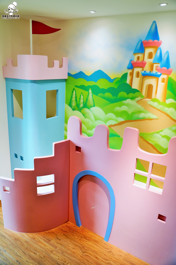 高雄旅遊 高雄住宿 親子民宿 親子住宿 推薦 親子旅遊 溜滑梯 民宿