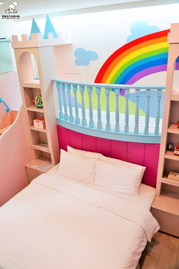 高雄旅遊 高雄住宿 親子民宿 親子住宿 推薦 親子旅遊 溜滑梯 民宿