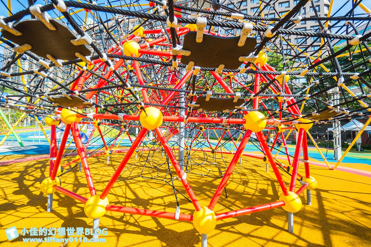 [桃園景點]台茂公園兒童遊戲場(免費景點)/戶外5500坪五大主題設施/桃園免費親子景點推薦