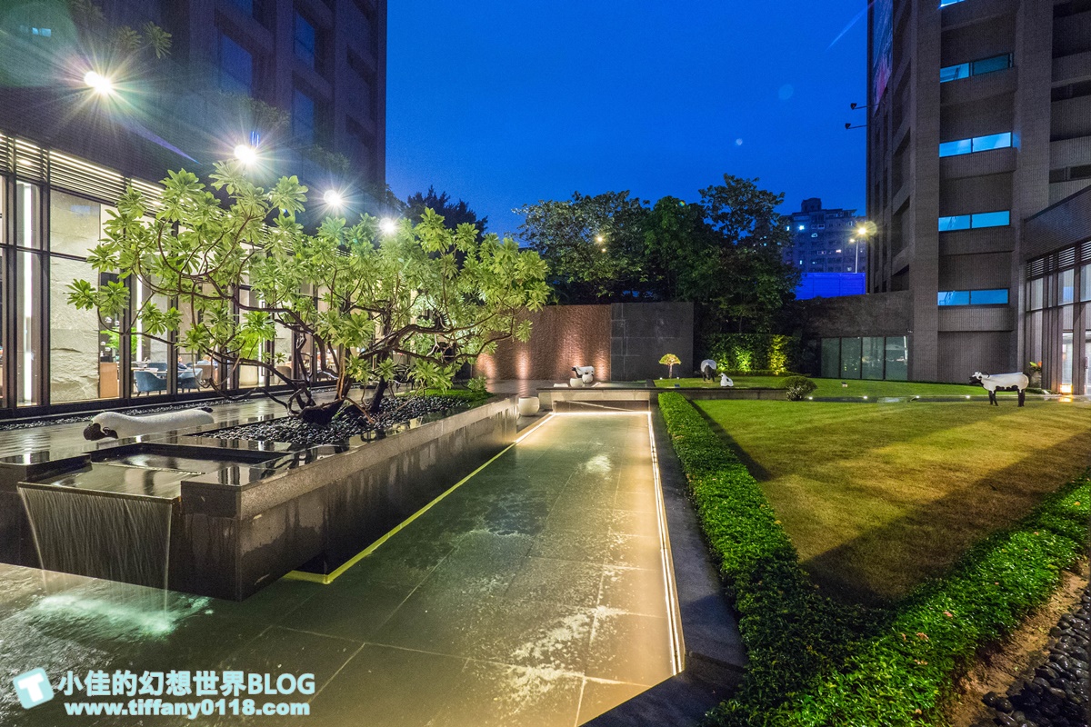 2020碧潭地景藝術「幾米 向月亮許願」/15公尺高月亮蛋糕+超萌兔子及小熊/月兔藝術大街超好拍